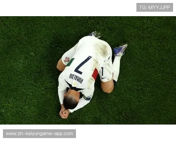 C罗是否应退？，c罗如果退役世界会哭吗_